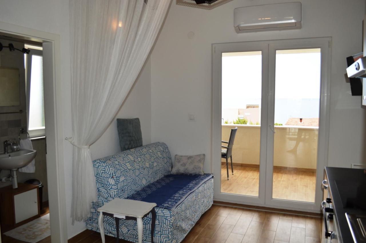 Apartments Starshine & Lighthouse Rogoznica  Esterno foto