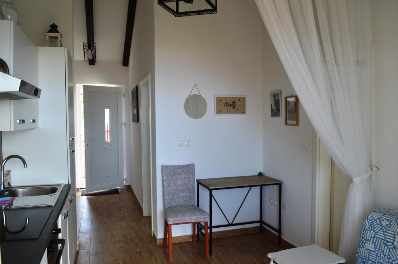 Apartments Starshine & Lighthouse Rogoznica  Esterno foto