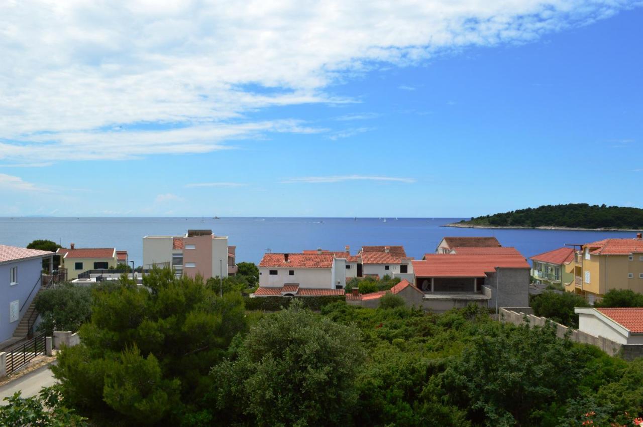 Apartments Starshine & Lighthouse Rogoznica  Esterno foto